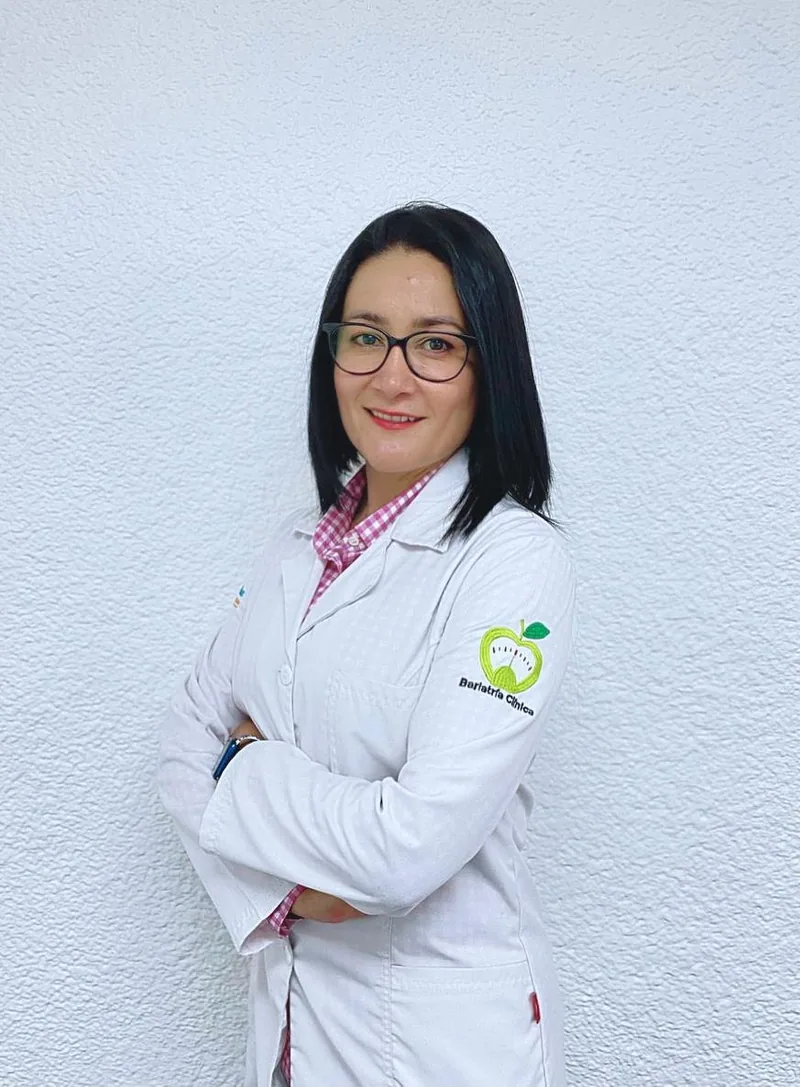 Dra. Georgina Medina Vázquez en consulta